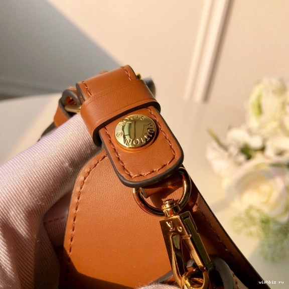 WIS Louis Show） Belt Spring Bag（2019 Vuitton 0912